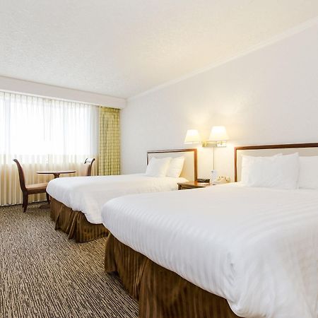 Jj Grand Hotel Los Angeles Exterior photo