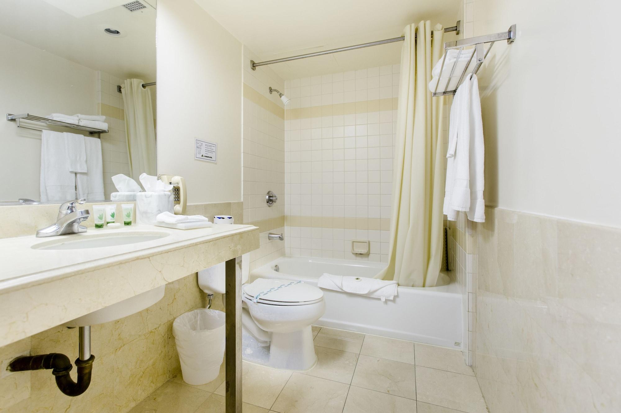 Jj Grand Hotel Los Angeles Exterior photo