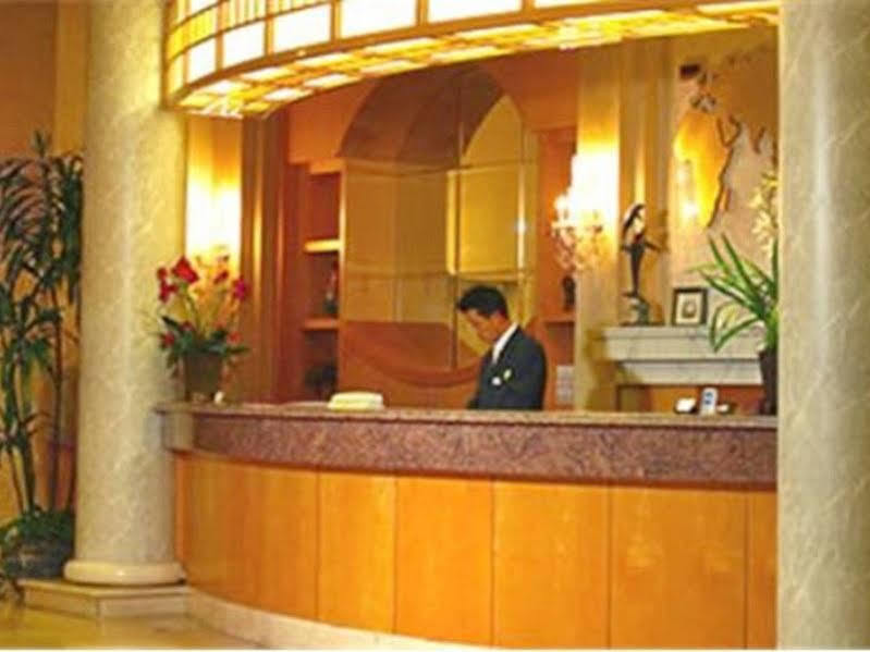 Jj Grand Hotel Los Angeles Exterior photo